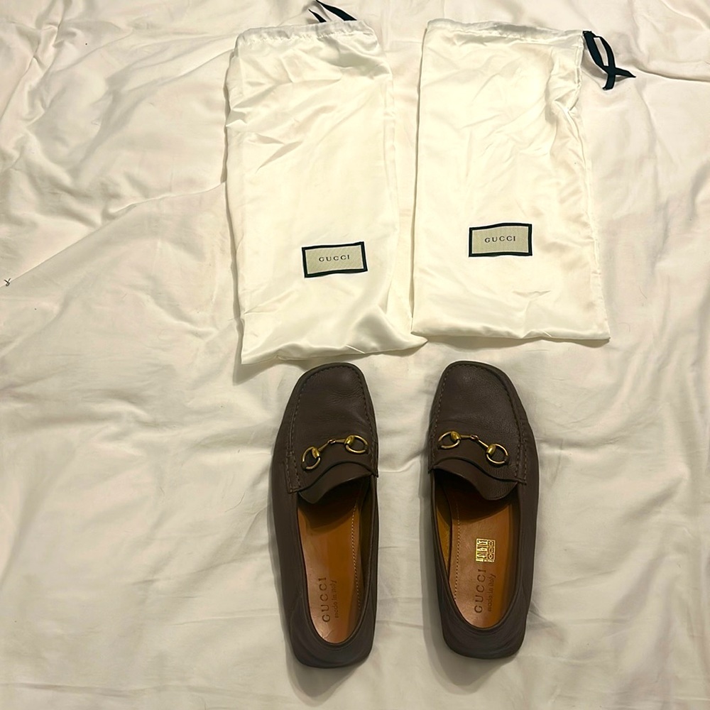 size 11 brown gucci loafers. like new